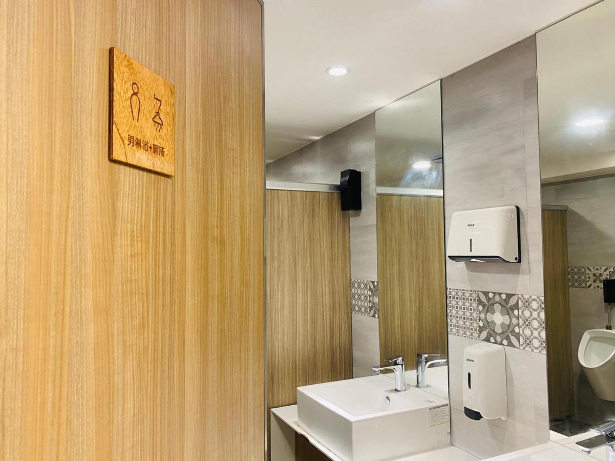 Doudian Ddinn Hotel Taichung Exterior photo