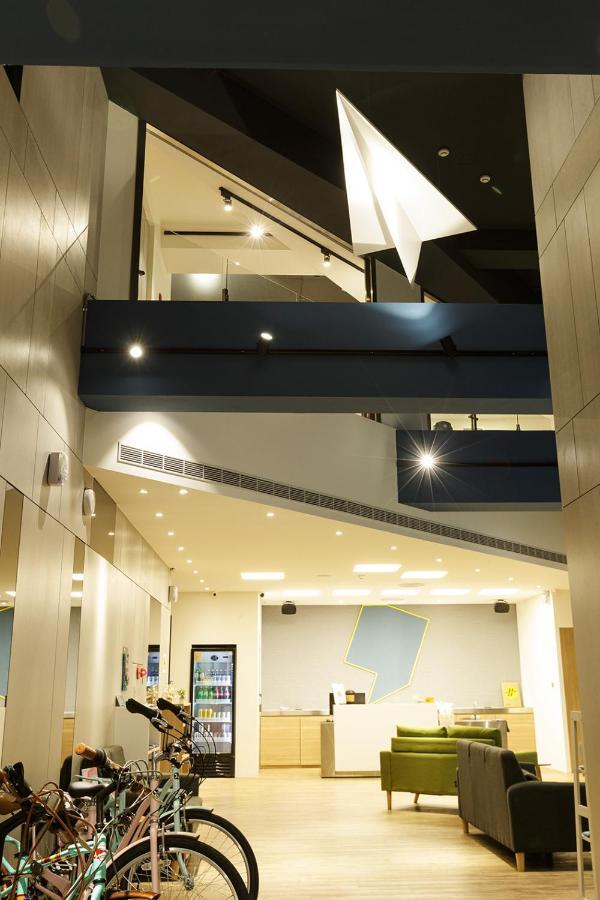Doudian Ddinn Hotel Taichung Exterior photo