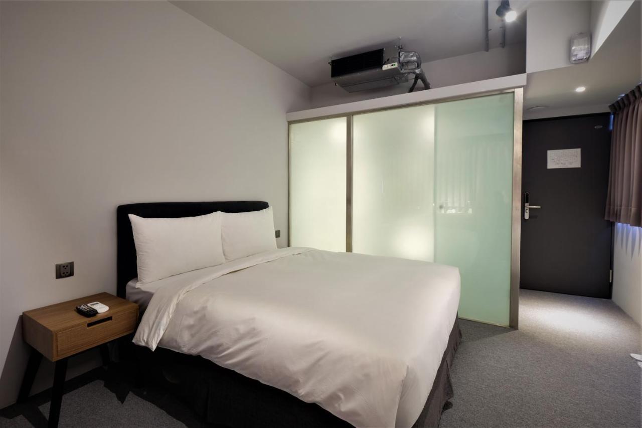 Doudian Ddinn Hotel Taichung Exterior photo